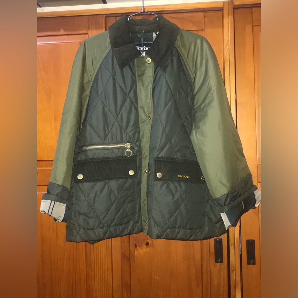 Barbour Women Green Quilted Jacket sz 12 & 14